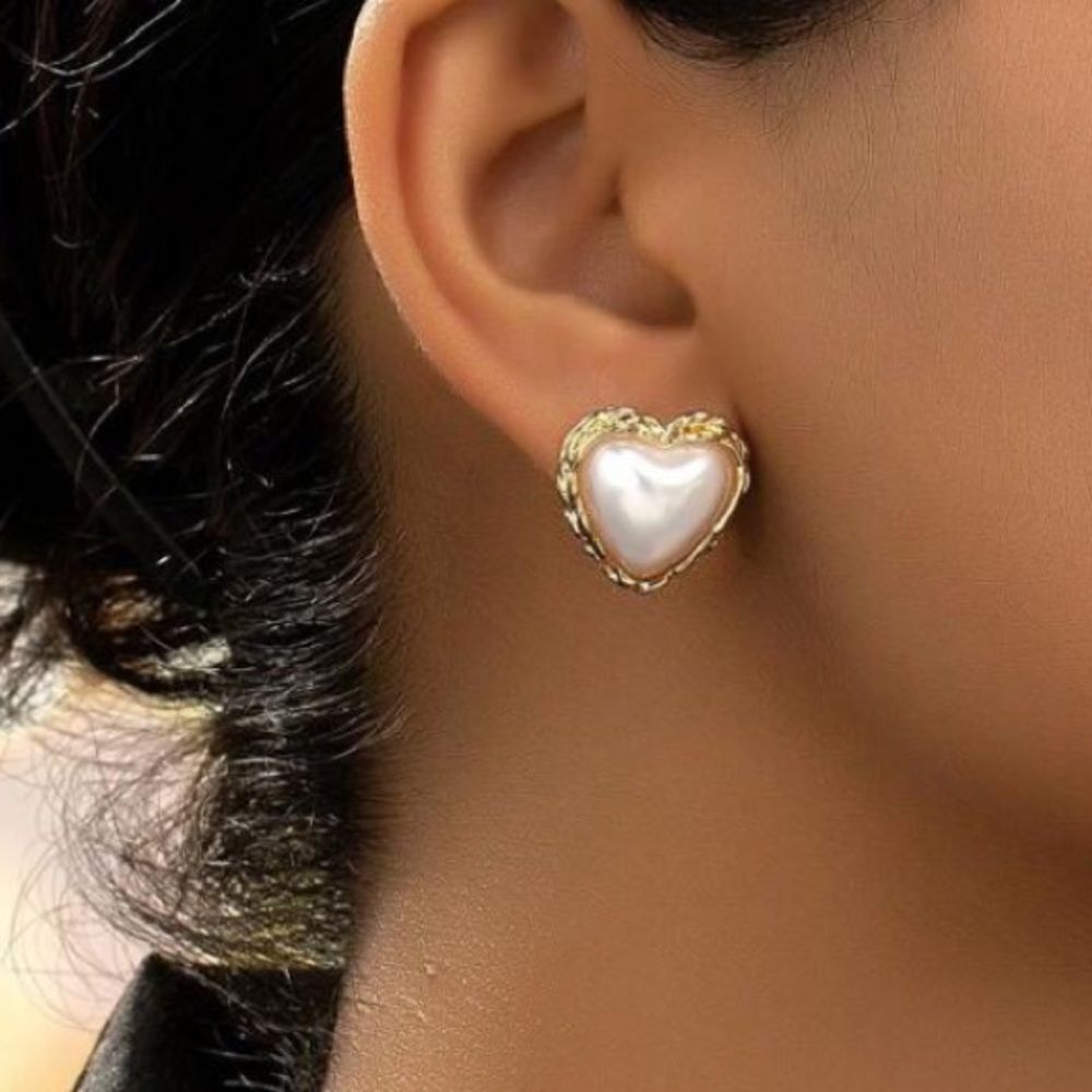 3for$20 NEW 1pair Fashionable Pearl & Heart Shaped Stud Earrings